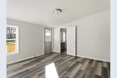 320  Lincoln Ave, Omro, WI 54963 - Photo 9