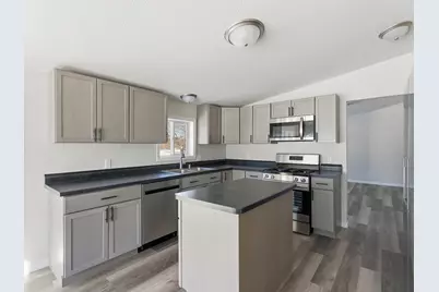 320  Lincoln Ave, Omro, WI 54963 - Photo 7