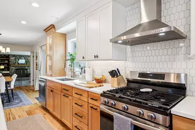 3821 S Sunny View Dr, New Berlin, WI 53151 - Photo 21