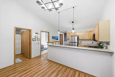 2050  Pine Ridge Ct #Unit D, Grafton, WI 53024 - Photo 11