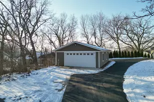 30527 Mountain Ln, Racine, WI 53185 - Photo 35