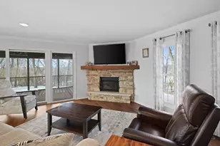 30527 Mountain Ln, Racine, WI 53185 - Photo 5