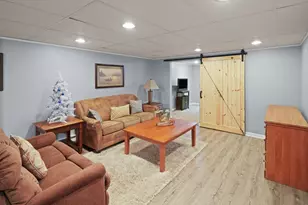 30527 Mountain Ln, Racine, WI 53185 - Photo 19