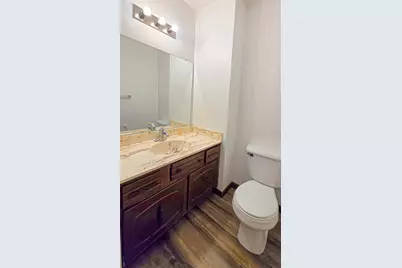 6202 W Port Ave, Milwaukee, WI 53223 - Photo 9