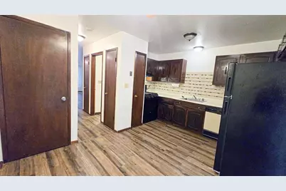 6202 W Port Ave, Milwaukee, WI 53223 - Photo 5