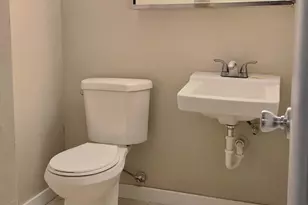 6202 W Port Ave, Milwaukee, WI 53223 - Photo 11