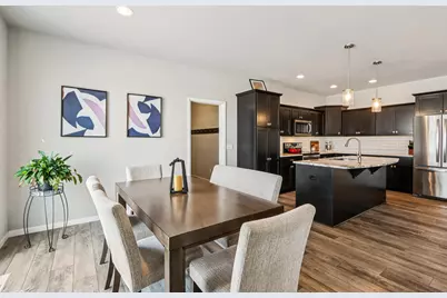 1049  Magic Meadow Ct, Verona, WI 53593 - Photo 9