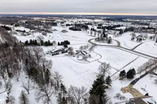W390S10540 Meadow Ln, Eagle, WI 53119 - Photo 67