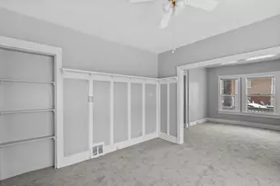 1932 W Brown St, Milwaukee, WI 53205 - Photo 11