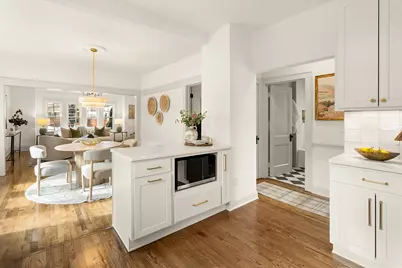 2262 N 71st St, Wauwatosa, WI 53213 - Photo 5