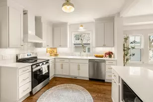 2262 N 71st St, Wauwatosa, WI 53213 - Photo 3