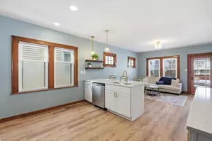 3923 E Morris Ave, Cudahy, WI 53110 - Photo 3