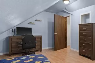 3633 E Martin Ave, Cudahy, WI 53110 - Photo 13