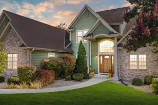 N54W16055 Westwind Dr, Menomonee Falls, WI 53051 - Photo 39