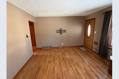 6411 W Cleveland Ave, Milwaukee, WI 53219 - Photo 19