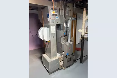 6411 W Cleveland Ave, Milwaukee, WI 53219 - Photo 37