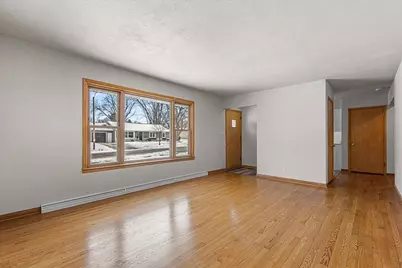 632 S 16th Ave, West Bend, WI 53095 - Photo 5