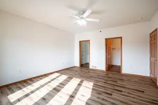 1400 Gabriel Dr, Waukesha, WI 53188 - Photo 27