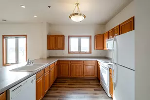 1400 Gabriel Dr, Waukesha, WI 53188 - Photo 19