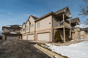 1400 Gabriel Dr, Waukesha, WI 53188 - Photo 41