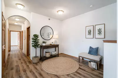 1400  Gabriel Dr #5, Waukesha, WI 53188 - Photo 7