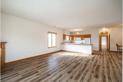 1400  Gabriel Dr #5, Waukesha, WI 53188 - Photo 11