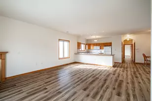 1400 Gabriel Dr, Waukesha, WI 53188 - Photo 11