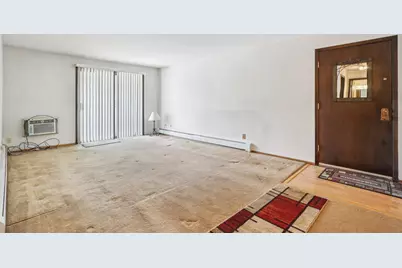 8510 W Waterford Ave #5, Greenfield, WI 53228 - Photo 3