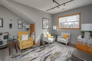 W397N5933 Autumn Woods Dr, Oconomowoc, WI 53066 - Photo 23