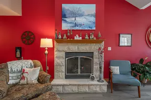 W397N5933 Autumn Woods Dr, Oconomowoc, WI 53066 - Photo 3