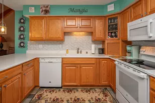 W397N5933 Autumn Woods Dr, Oconomowoc, WI 53066 - Photo 9