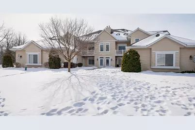 W397N5933  Autumn Woods Dr, Oconomowoc, WI 53066 - Photo 1