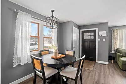 808  Manor Dr, Salem Lakes, WI 53170 - Photo 9