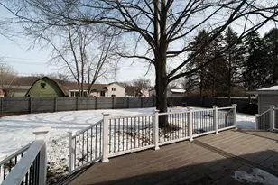 808 Manor Dr, Salem Lakes, WI 53170 - Photo 31