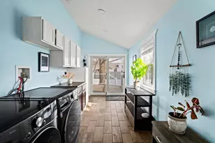 808 Manor Dr, Salem Lakes, WI 53170 - Photo 21