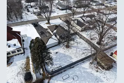 808  Manor Dr, Salem Lakes, WI 53170 - Photo 47