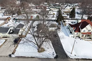 808 Manor Dr, Salem Lakes, WI 53170 - Photo 45