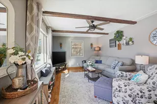 208 Highland Ave, Hartland, WI 53029 - Photo 5