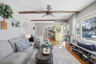 208  Highland Ave, Hartland, WI 53029 - Photo 3