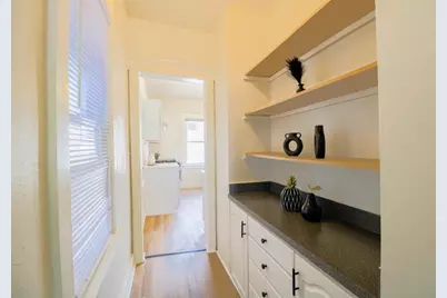 2335 N 44th St, Milwaukee, WI 53210 - Photo 11