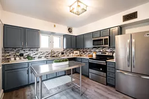 5113 N Elkhart Ave, Whitefish Bay, WI 53217 - Photo 9