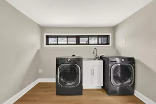 3217 N 83rd St, Milwaukee, WI 53222 - Photo 13