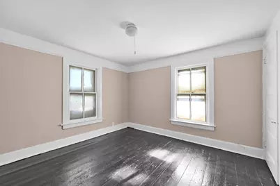 305 N Lake Ave, Twin Lakes, WI 53181 - Photo 9