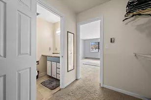 7911 S 68th St, Franklin, WI 53132 - Photo 15