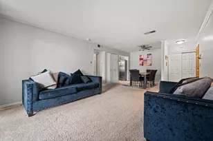 7911 S 68th St, Franklin, WI 53132 - Photo 7