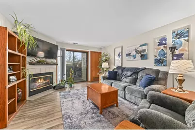 116 E Freistadt Rd #D, Thiensville, WI 53092 - Photo 7