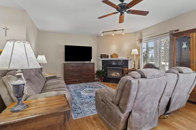 610  Geneva National Ave #6-47, Geneva, WI 53147 - Photo 9