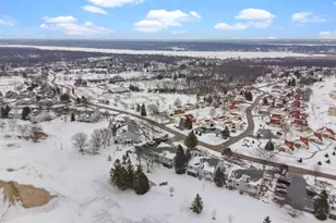 610 Geneva National Ave, Geneva, WI 53147 - Photo 33