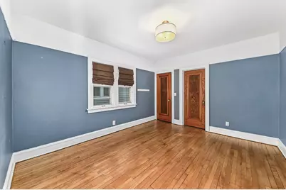 2431 N 70th St, Wauwatosa, WI 53213 - Photo 15