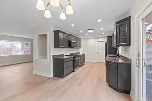 N56W36792 Cherokee Rd, Oconomowoc, WI 53066 - Photo 11